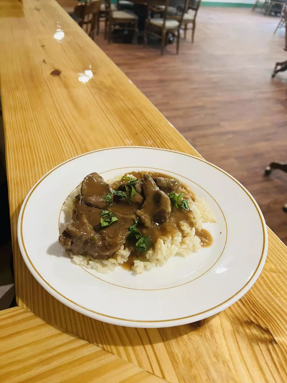 Home 7 Beef tips at Pine Bough Café